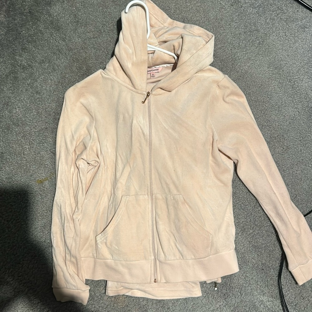 Juicy couture set medium, pants are long and bootcut